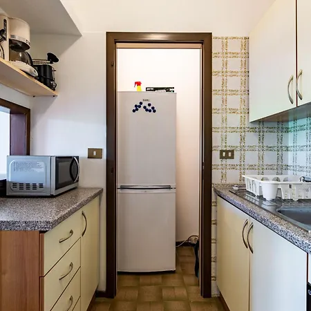 B116 By Interhome *